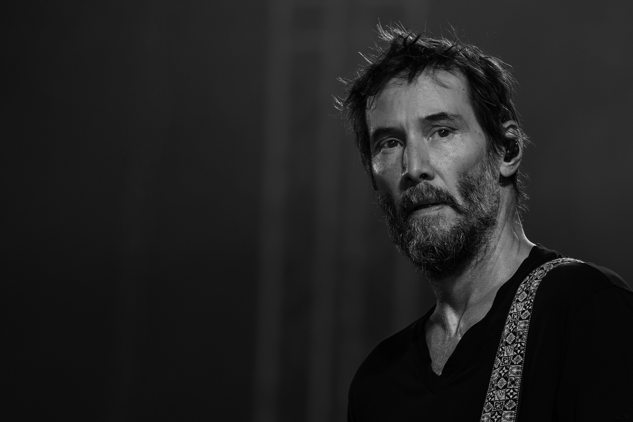 Concert photo of Keanu Reeves (Dogstar)